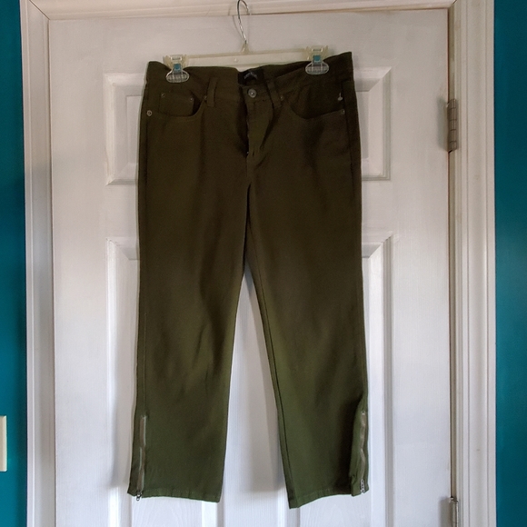 Karen Kane Green Capri Cropped Pants Ankle Zip Size 6 NWOT - Picture 8 of 13